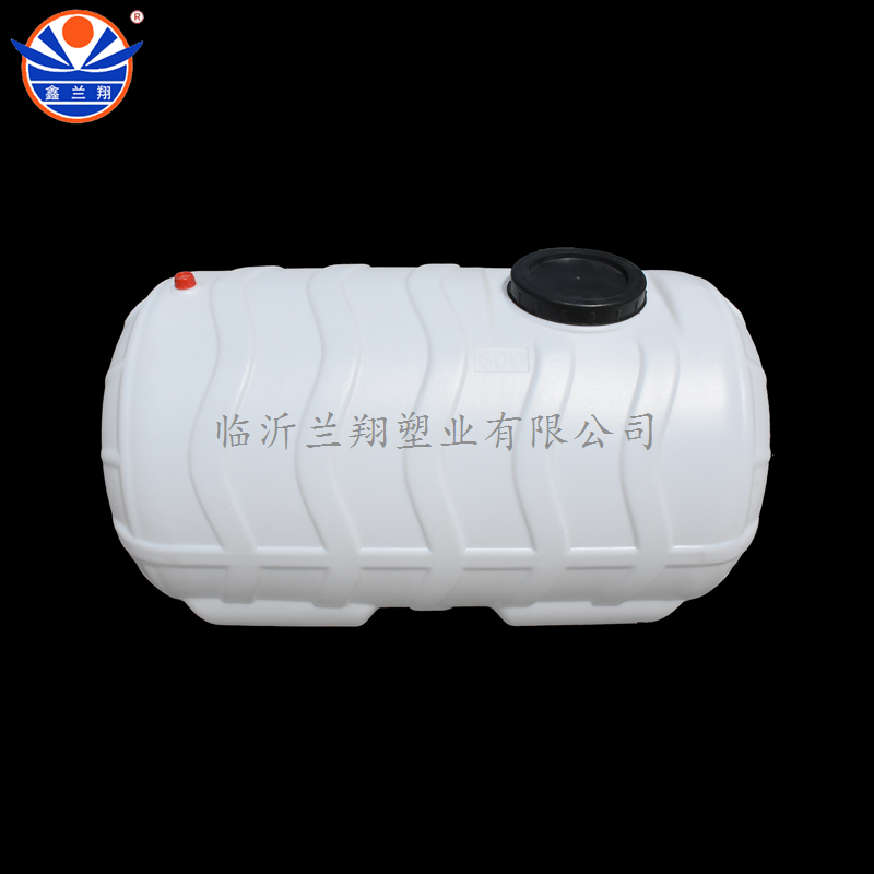 600大（dà）模臥式（shì）塑料桶
